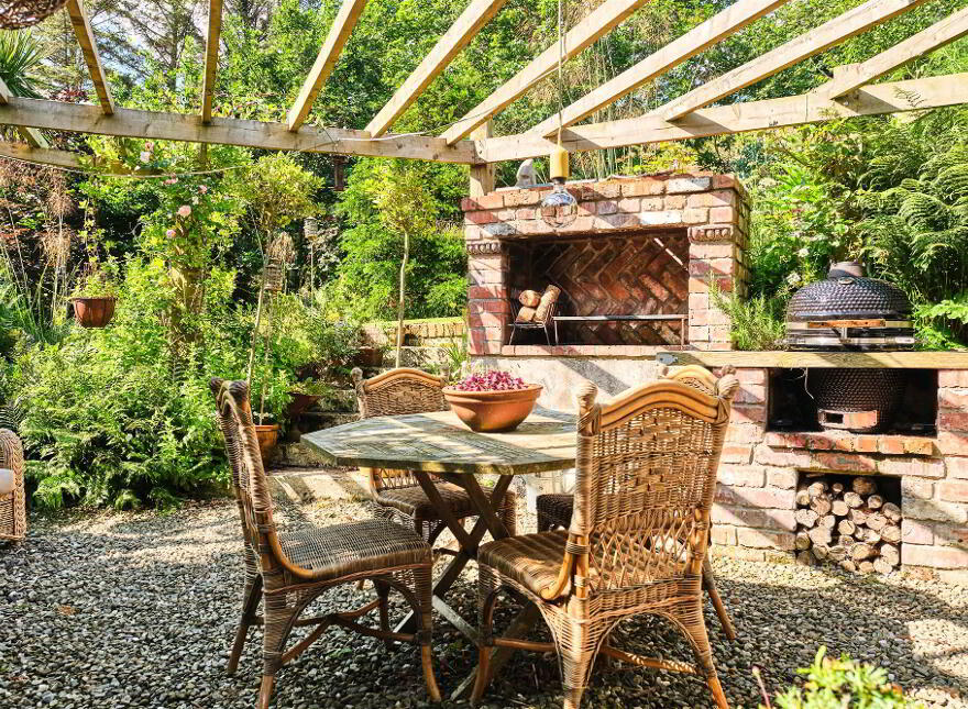 Christmas Cottage, 64a Whitepark Road, Ballycastle, BT54 6LP
