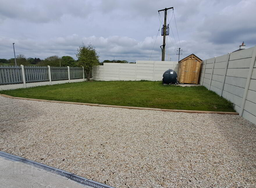 17 Hazelwood, Blackwater, Y21TN22