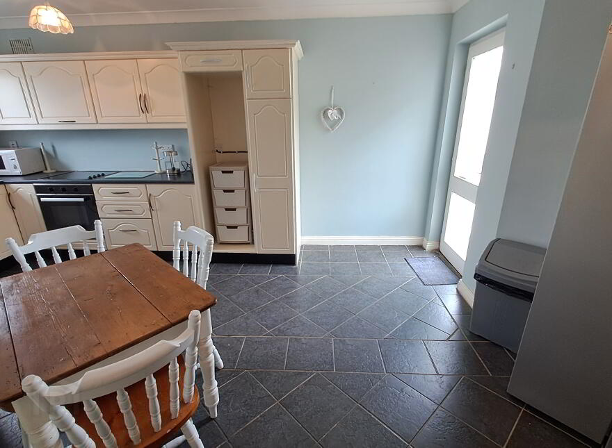 17 Hazelwood, Blackwater, Y21TN22