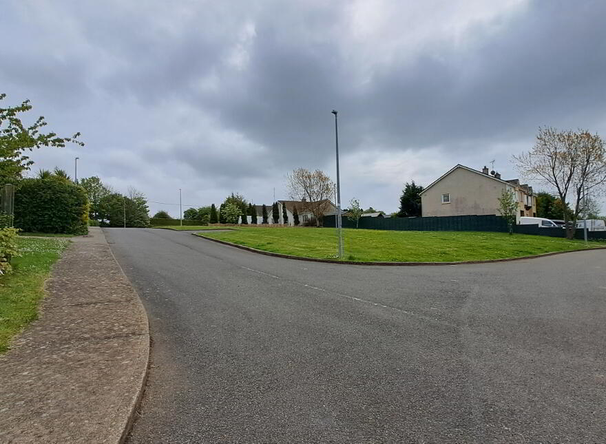 17 Hazelwood, Blackwater, Y21TN22