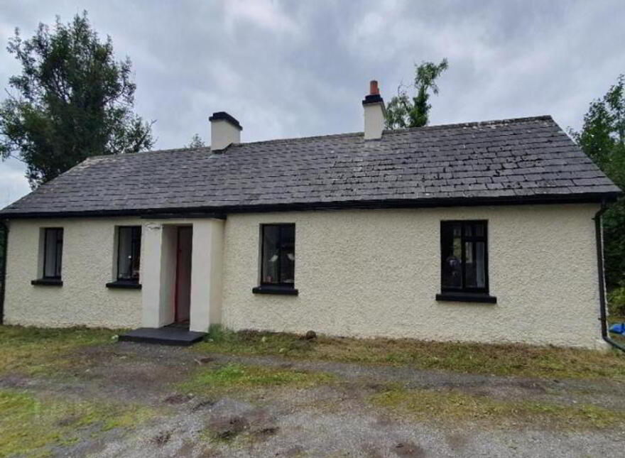 Derrinkeher, Ballinamore, N41YR72 photo