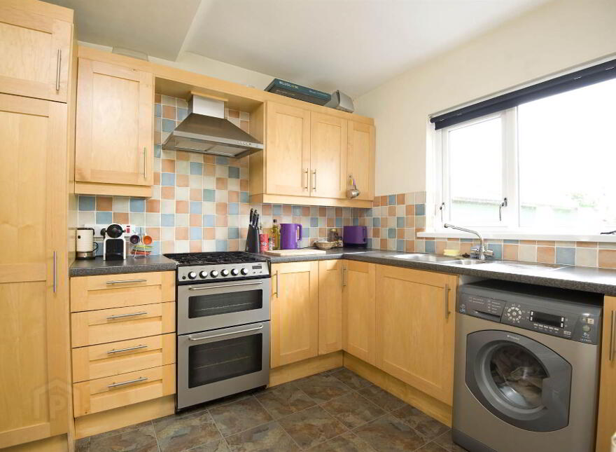2 Carolhill Park, Off Holywood Road, Belfast, BT4 2FF
