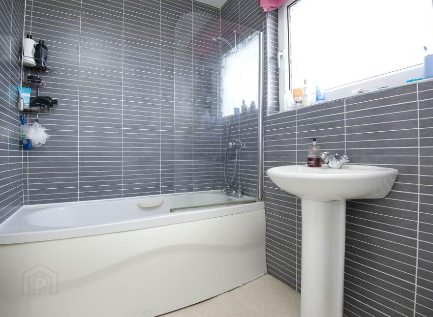 2 Carolhill Park, Off Holywood Road, Belfast, BT4 2FF