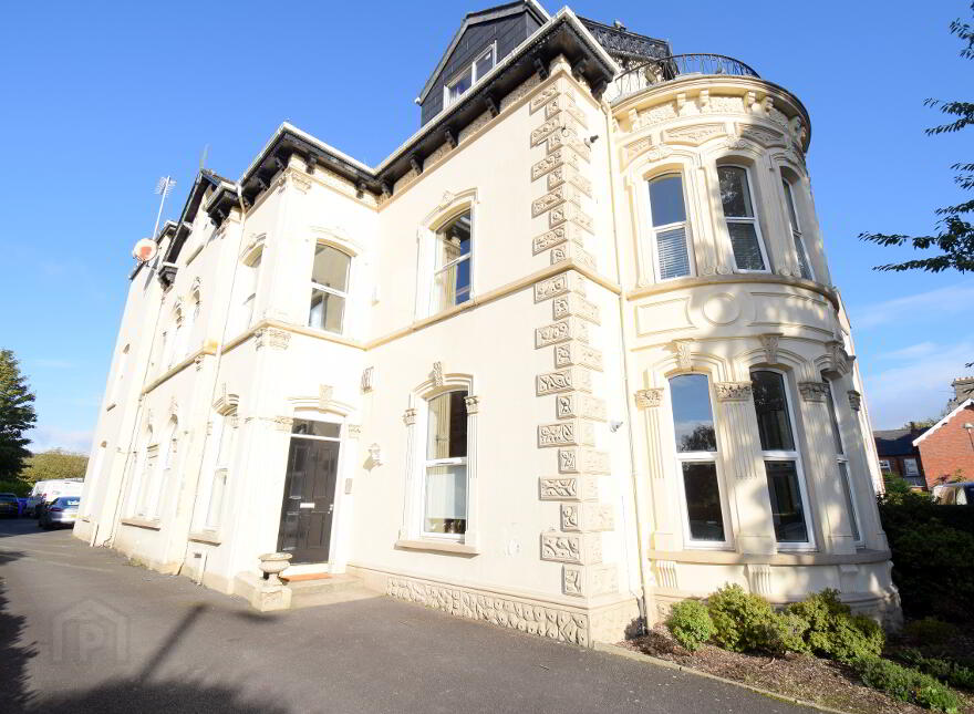 Apt 2, 23 Knock Road, Belfast, BT5 6LA photo