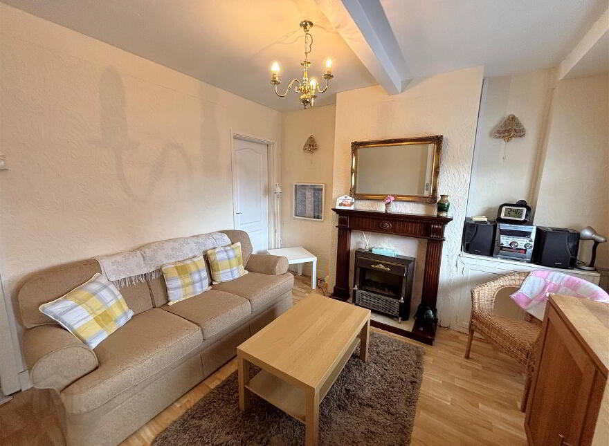 5 Ainsworth Parade, Belfast, BT13 3FP