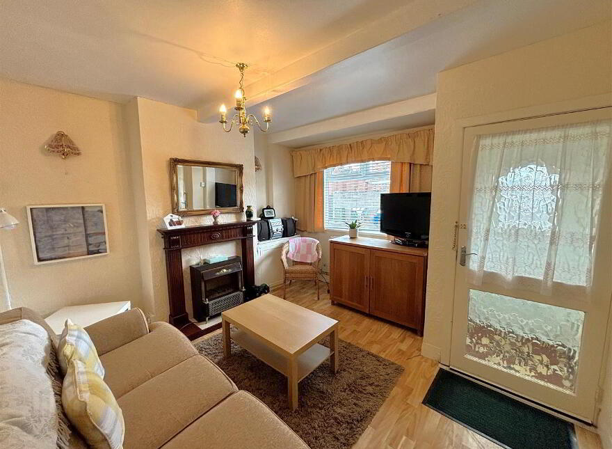 5 Ainsworth Parade, Belfast, BT13 3FP