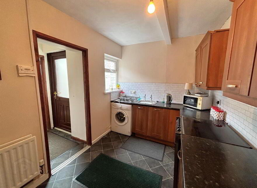 5 Ainsworth Parade, Belfast, BT13 3FP