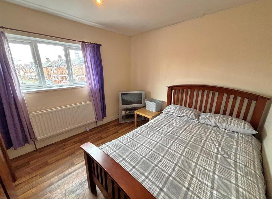 5 Ainsworth Parade, Belfast, BT13 3FP