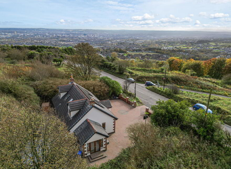 1085 Crumlin Road, Belfast, BT14 8RX
