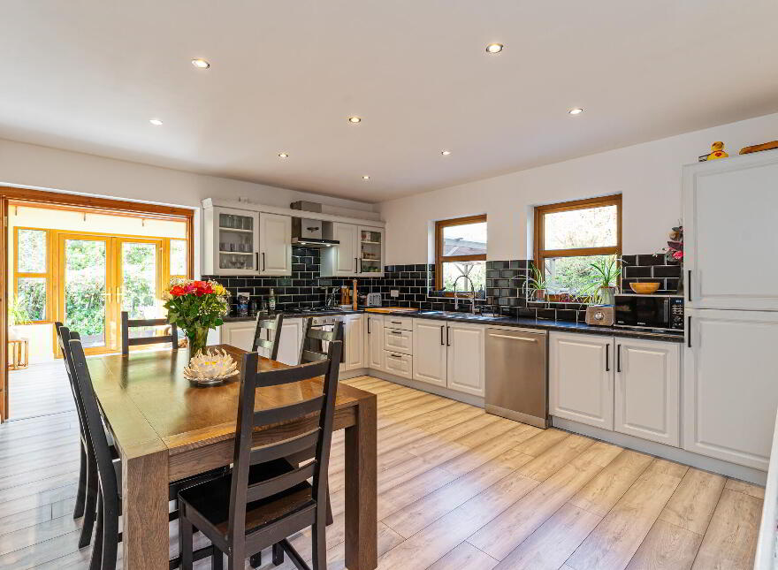 1085 Crumlin Road, Belfast, BT14 8RX
