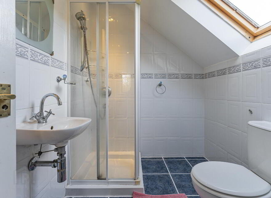 1085 Crumlin Road, Belfast, BT14 8RX
