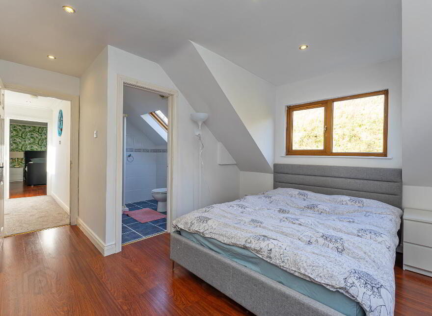 1085 Crumlin Road, Belfast, BT14 8RX