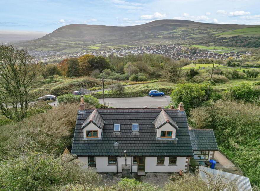 1085 Crumlin Road, Belfast, BT14 8RX