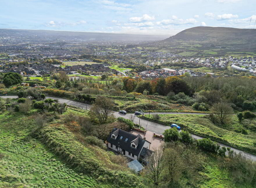 1085 Crumlin Road, Belfast, BT14 8RX