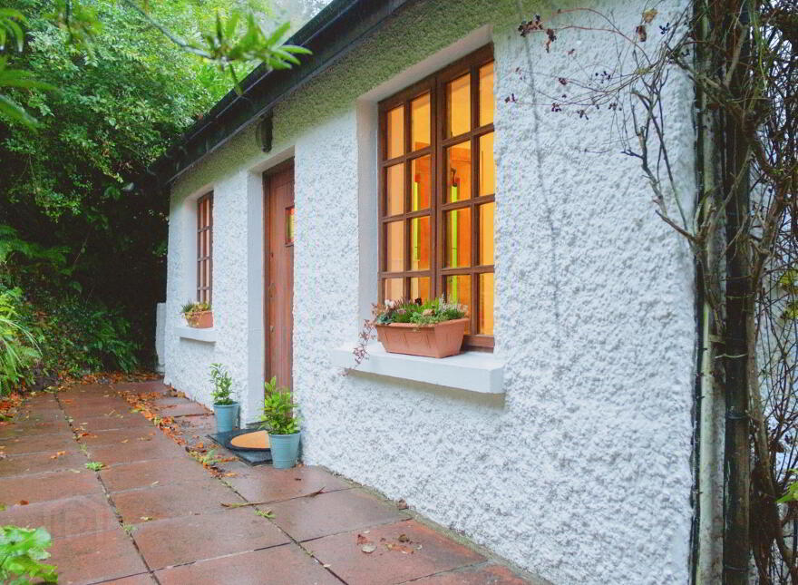 Hazelwood Cottage, Newtownabbey, BT36 7PL
