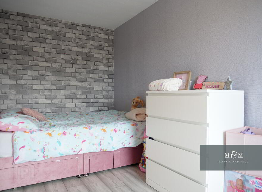 45 Edenaveys Crescent, Armagh, BT60 1NT