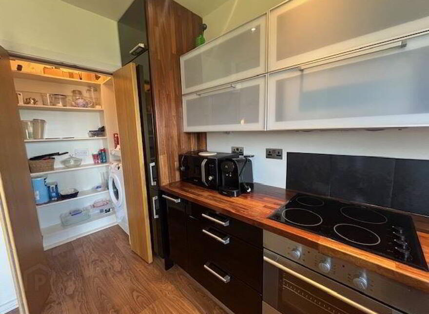 52 Copper Point, Schull, West, P81A342