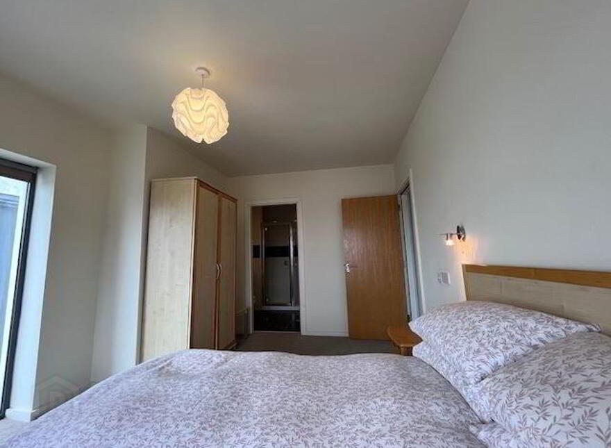52 Copper Point, Schull, West, P81A342