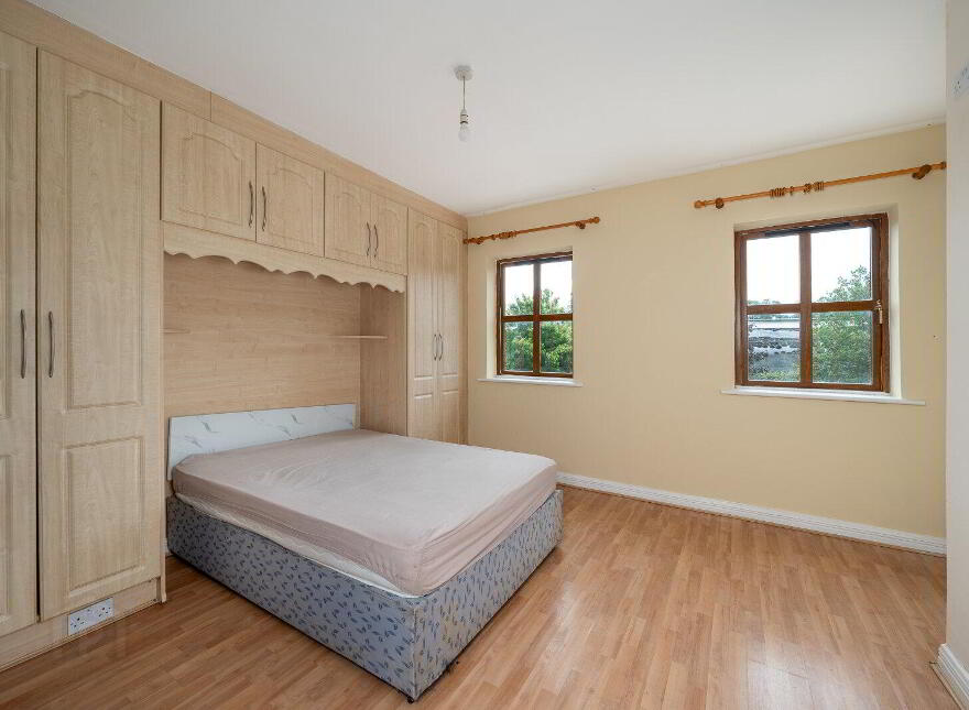Yeats Hall, Prospect Woods, Longford Town, N39F344