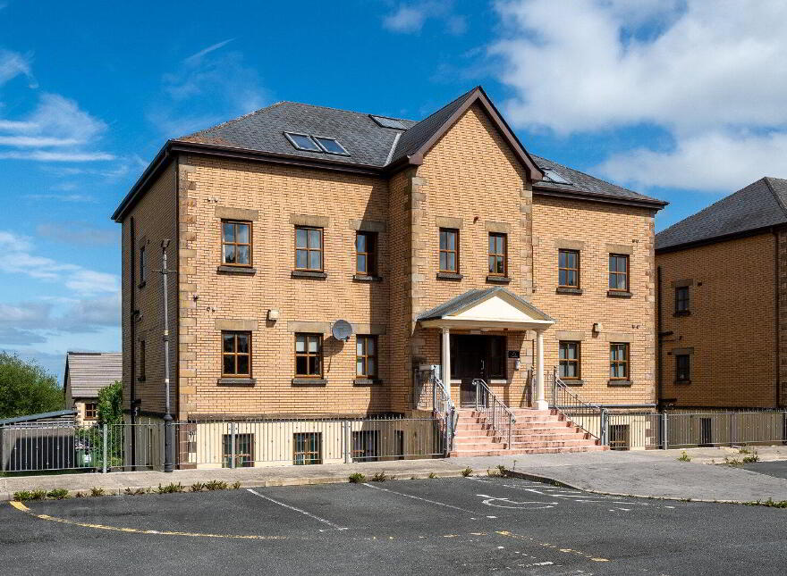 Yeats Hall, Prospect Woods, Longford Town, N39F344