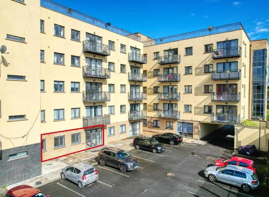 5 Harbour Point, Market Square, N39W520