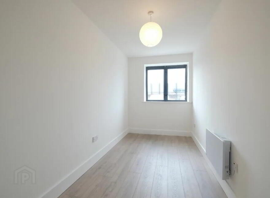 5 Harbour Point, Market Square, N39W520