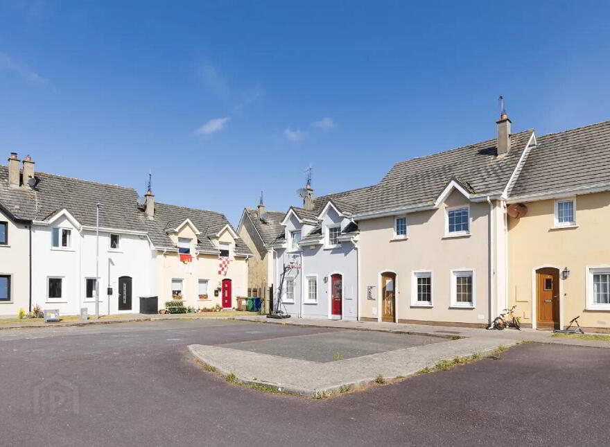 56 Cloyne Meadows, Cloyne, P25K653