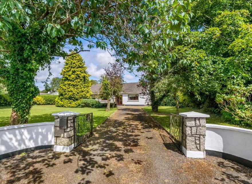 Clavinstown, Drumree, A85R678 photo