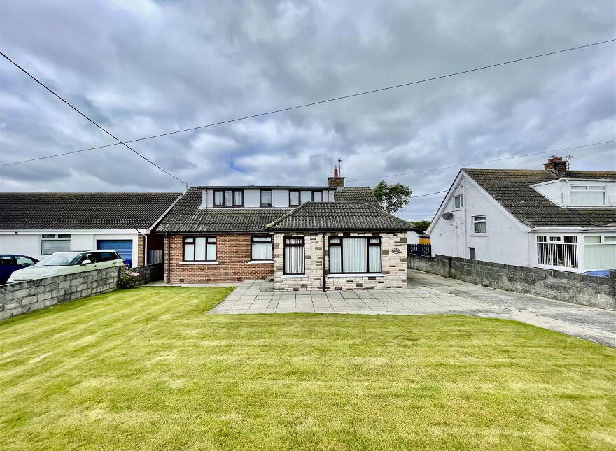 25 Cloughey Road, Portavogie, Newtownards, BT22 1EF photo