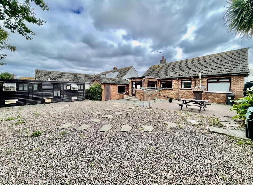 25 Cloughey Road, Portavogie, Newtownards, BT22 1EF