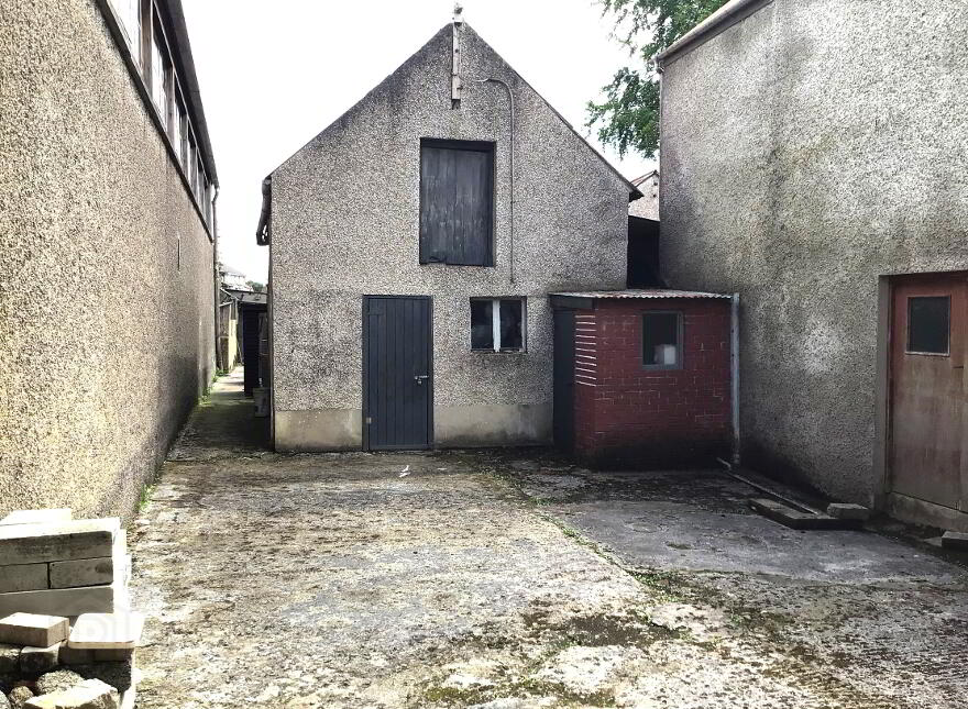 33 Main Street, Irvinestown, BT94 1GJ