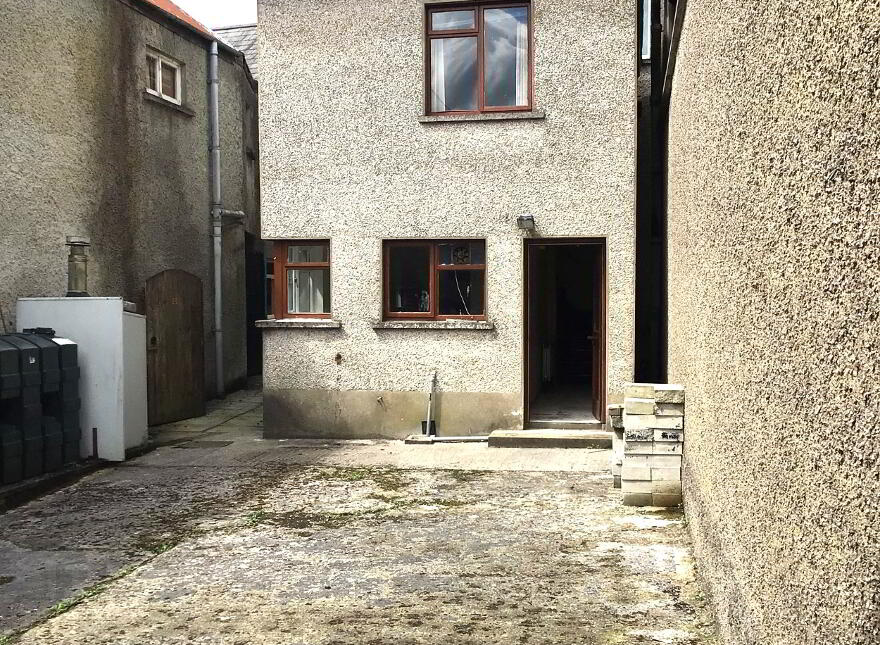 33 Main Street, Irvinestown, BT94 1GJ
