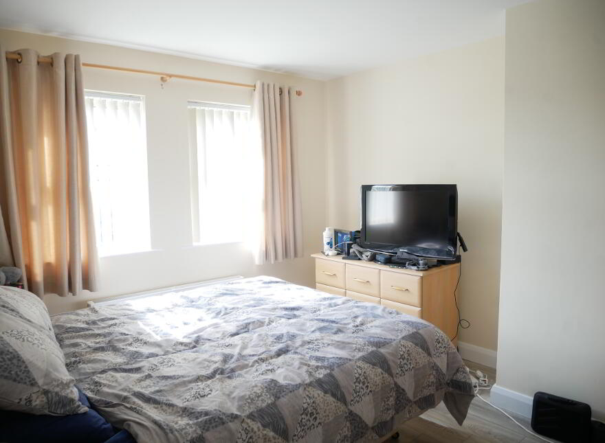 57 Lackaboy View, Enniskillen, BT74 4DY
