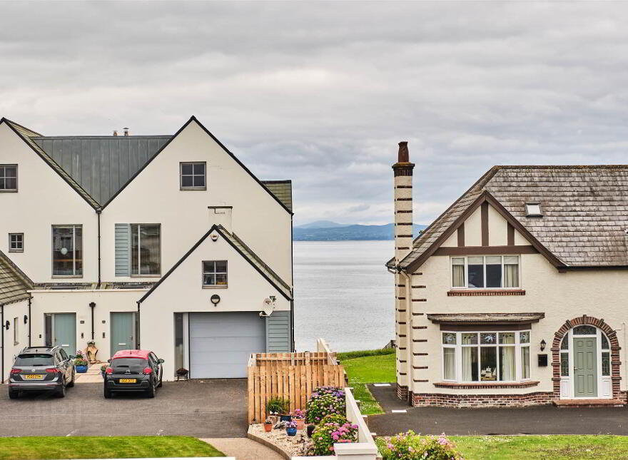 6 The Links, Strand Road, Portstewart, BT55 7FF