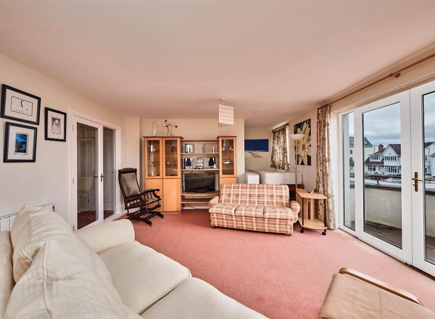 6 The Links, Strand Road, Portstewart, BT55 7FF