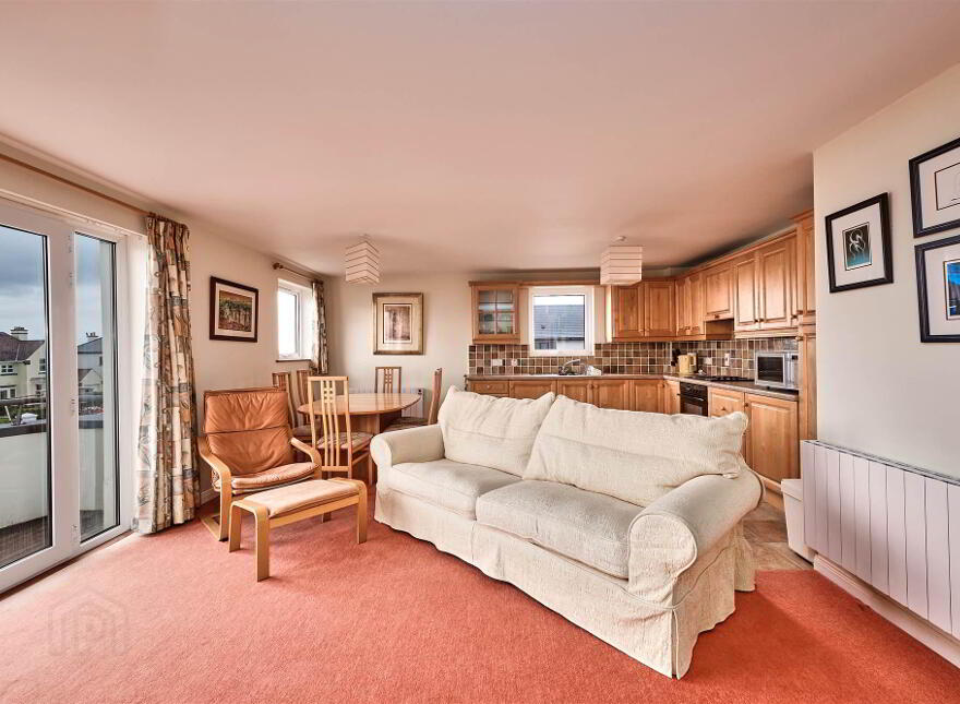 6 The Links, Strand Road, Portstewart, BT55 7FF
