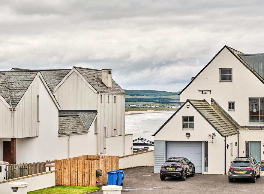 6 The Links, Strand Road, Portstewart, BT55 7FF