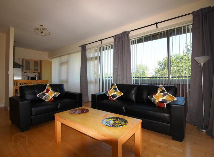 63 Stranmillis Wharf, Belfast, BT9 5GN