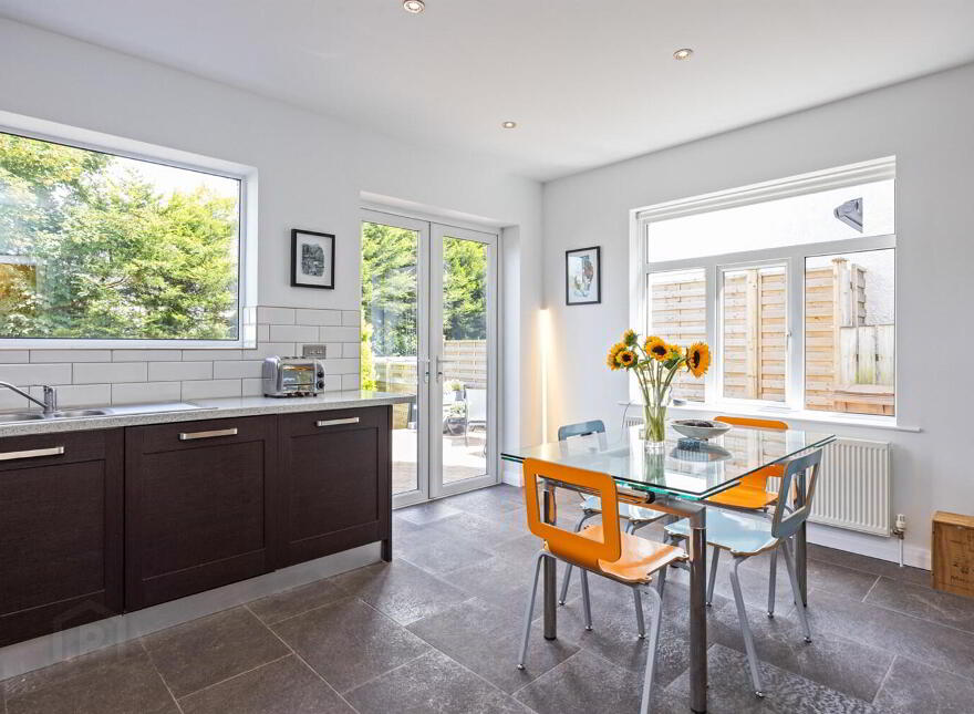 3 Donegall Park, Upper Lisburn Road, Belfast, BT10 0HH