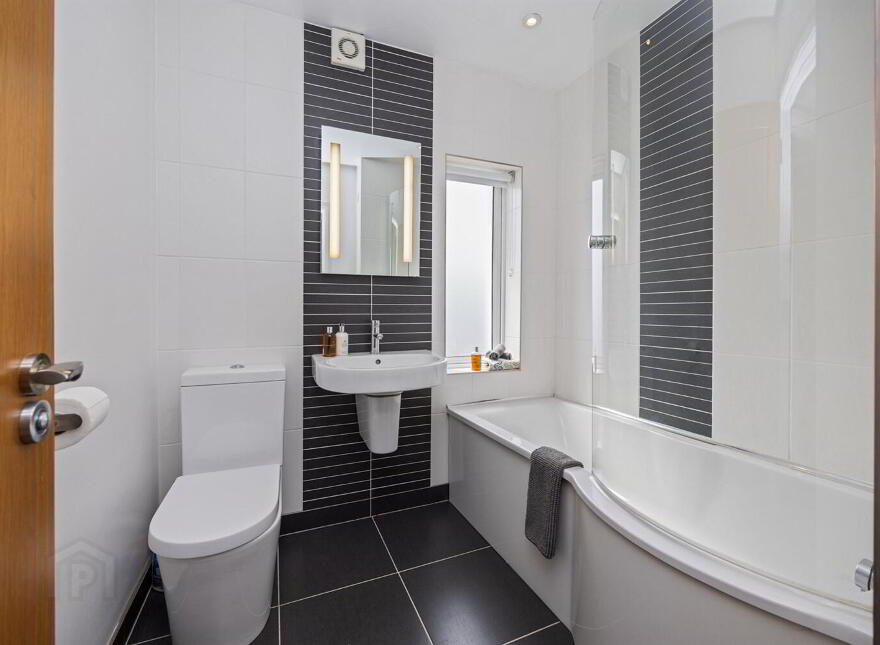 3 Donegall Park, Upper Lisburn Road, Belfast, BT10 0HH