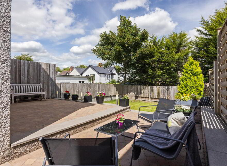 3 Donegall Park, Upper Lisburn Road, Belfast, BT10 0HH