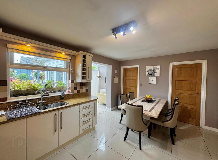 2 Glenwood Avenue, Off Mounstandel Road, Coleraine, BT52 1TZ