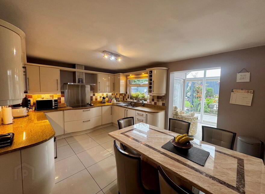 2 Glenwood Avenue, Off Mounstandel Road, Coleraine, BT52 1TZ