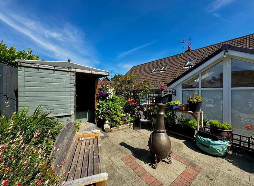 2 Glenwood Avenue, Off Mounstandel Road, Coleraine, BT52 1TZ