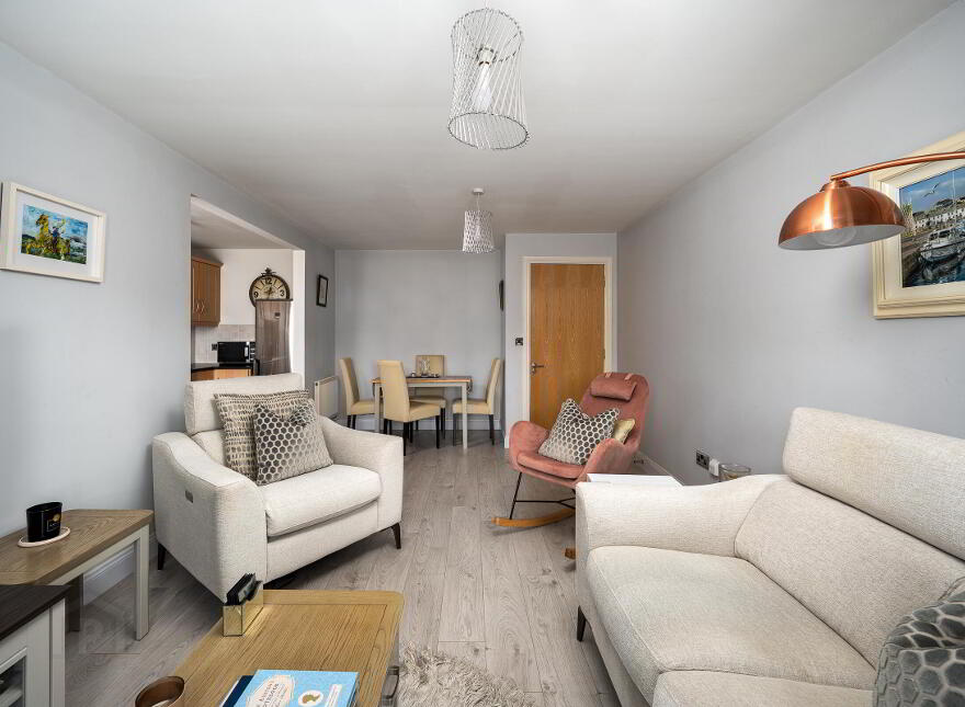 8 Montrey Pine, River Village, Monksland, Athlone, N37R624