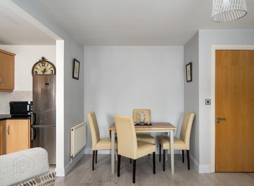 8 Montrey Pine, River Village, Monksland, Athlone, N37R624