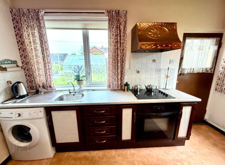 17 Rossdowney Park, Waterisde, L'Derry, BT47 5NR