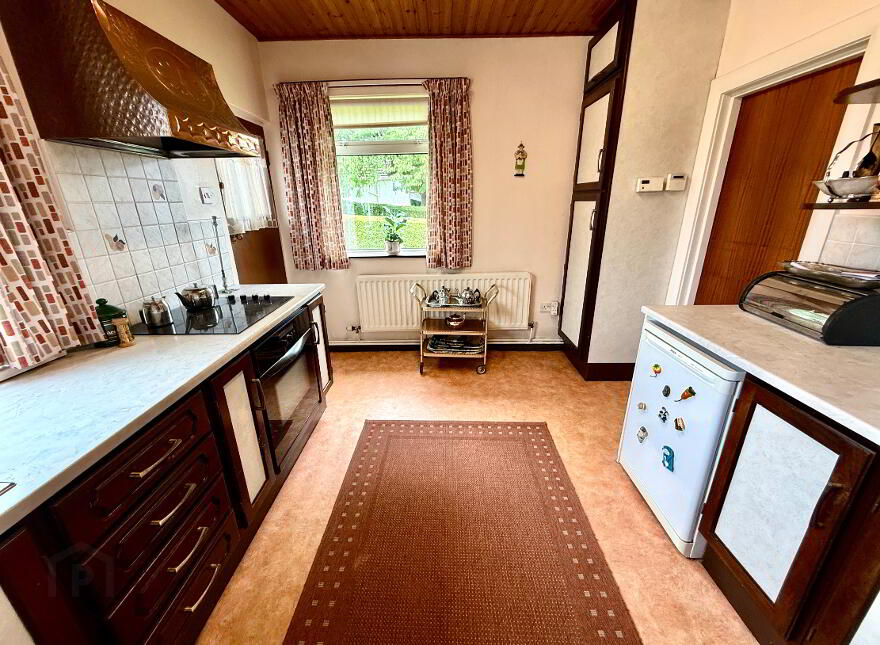 17 Rossdowney Park, Waterisde, L'Derry, BT47 5NR