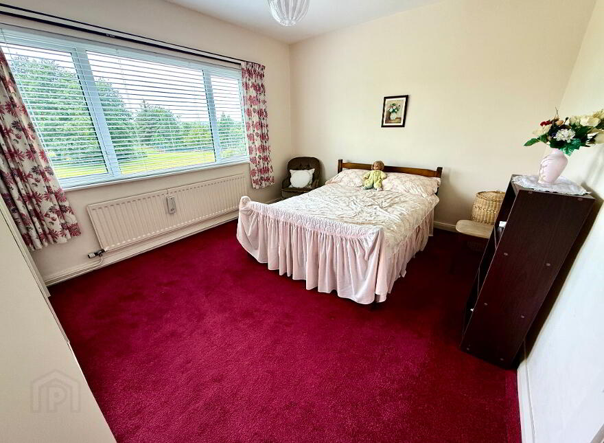 17 Rossdowney Park, Waterisde, L'Derry, BT47 5NR