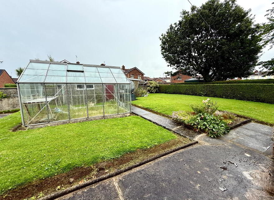 17 Rossdowney Park, Waterisde, L'Derry, BT47 5NR